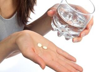 Prenez des antibiotiques pour traiter efficacement la cystite.